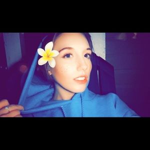 Meet your Posher, Kristen